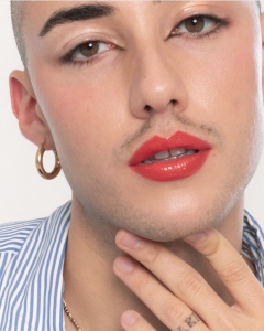 Genderless beauty trend