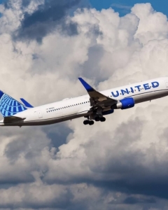 United Airlines Goes Big: Orders 50 Boeing 787-9s and 60 Airbus A321neos