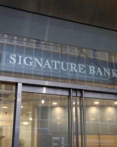 A large portion of Signature Bank is set to be acquired by New York Community Bank