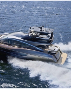 Lexus LY 650 yacht - Floating apartment with 2 V8 engines