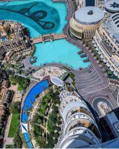 THE TALLEST OUTDOOR INFINITY POOL IN THE WORLD