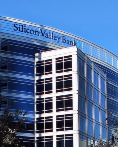 Valley National and First Citizens want to buy Silicon Valley Bank