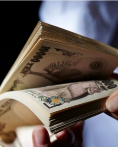 Will the wave of selling off International Bonds to bring Money back to Japan stop?