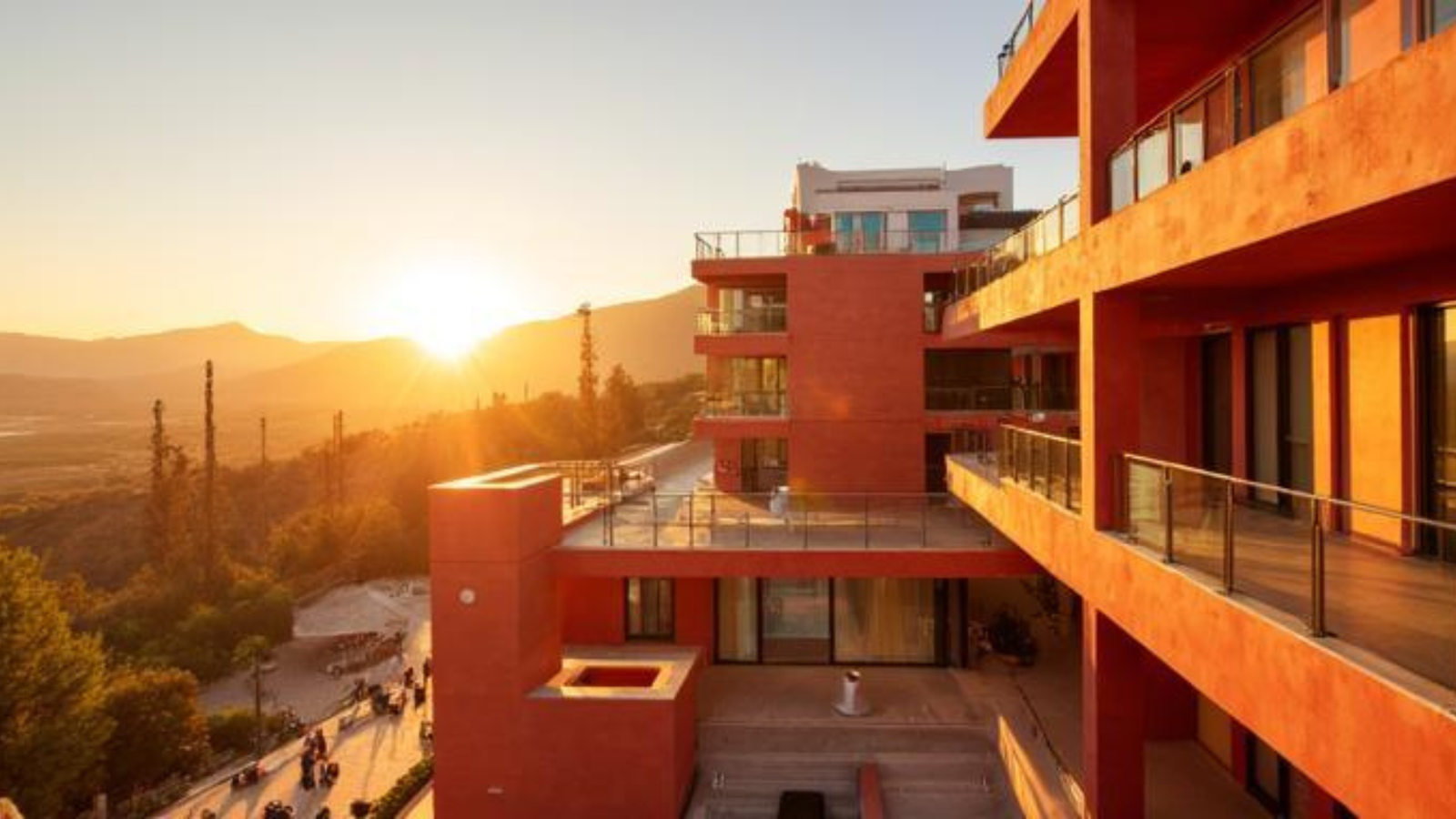 Dry Capital and Lake Capital Unite to Boost Real Estate Investment in Spain and Portugal