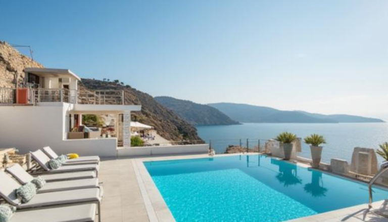 Greece Breaks Tourism Record with 156M Overnight Stays, Fueling Rental Property Investment
