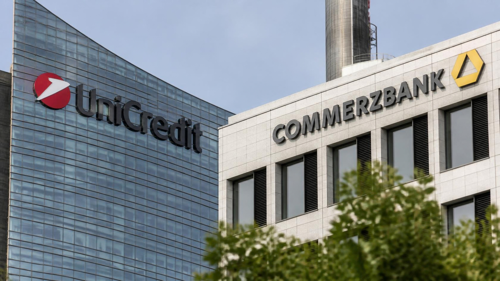 Italian Bank UniCredit Fast-Tracks Commerzbank Takeover, Aiming for Full Control by Early 2027