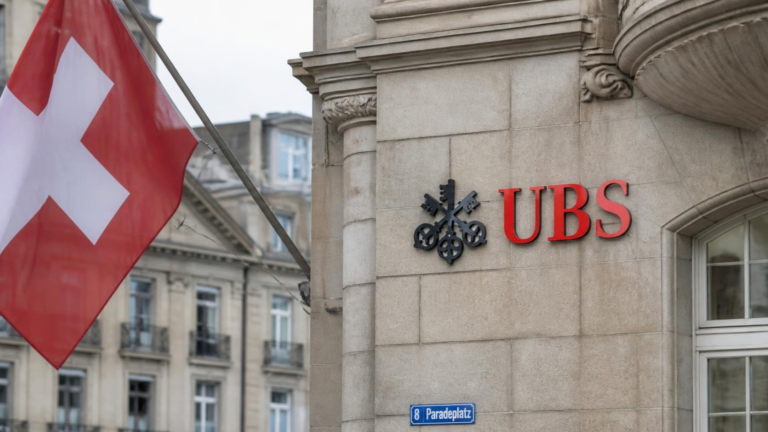 Swiss Investment Bank UBS Transfers Fund Administration to US Financial Services Firm Northern Trust in Major Strategic Move